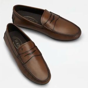 Brand new TOD'S Nuovo Gommino Driver Loafers
